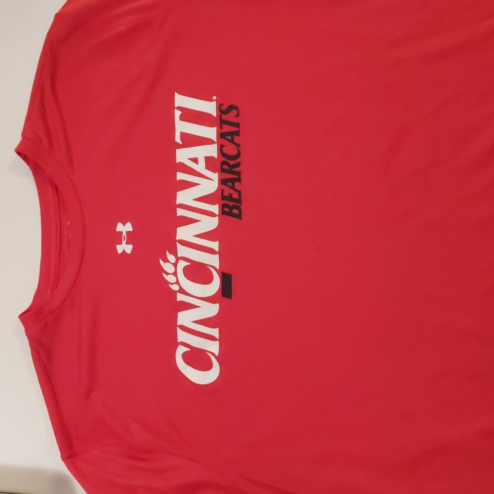 Cincinnati Bearcats XXL Shirt